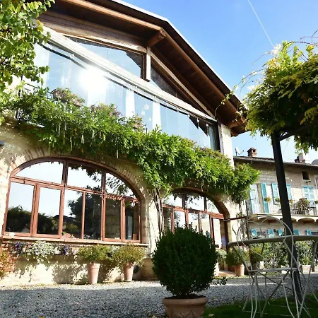 Hébergement de vacances Apartment Iris 2 *